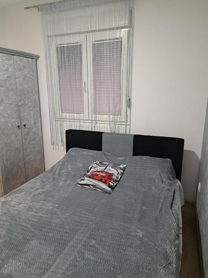 Apartman Sara 2 Belgrade Exterior photo